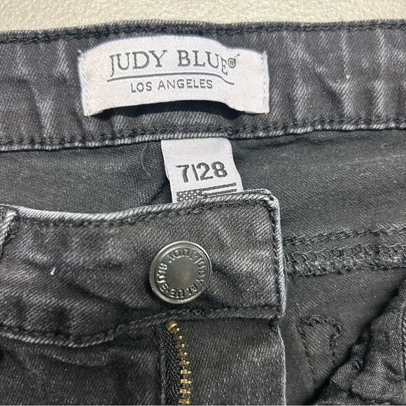 Judy Blue Black Denim Jeans Skinny Pant Distressed Cheetah Patch Size 7 / 28 - Picture 4 of 5